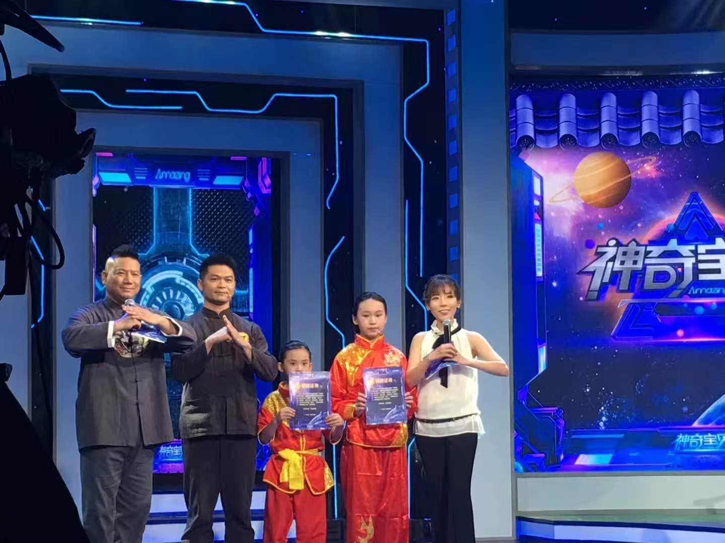 邀请刘师傅与学员们参加节目